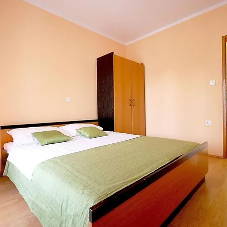 With A Parking Space Nska, Krk - 22252 Apartment