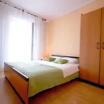 With A Parking Space Nska, Krk - 22252 Appartamento *