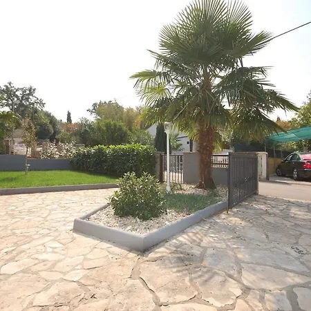Apartman With A Parking Space Nska, Krk - 22252 Malinska